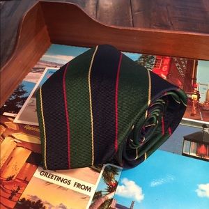 Brooks Brothers Classic repp tie